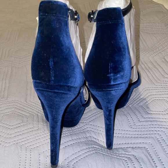 Blue Platform heel by Jessica Simpson - Picture 6 of 7